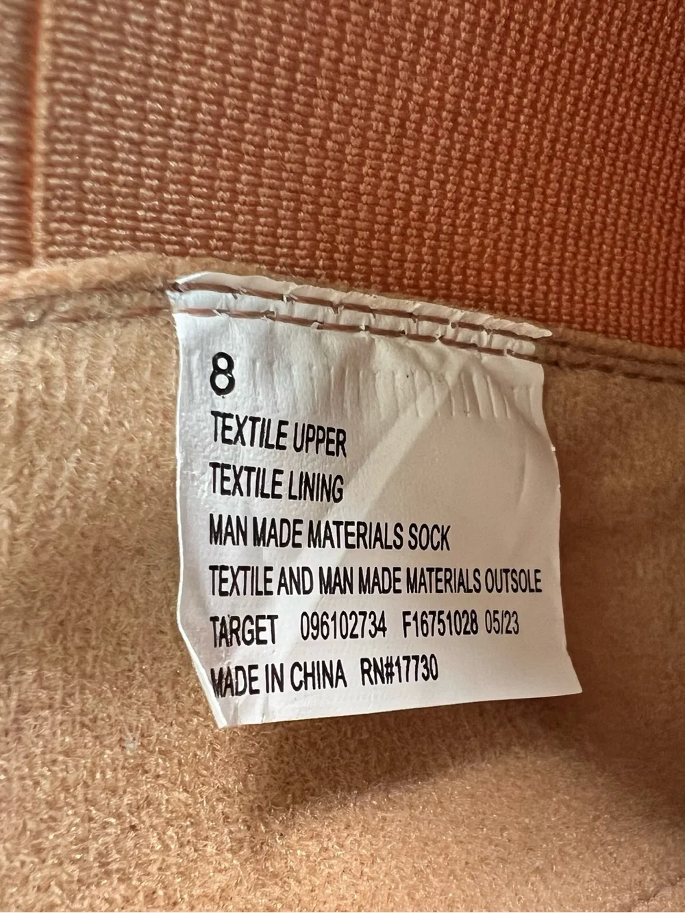 Universal Thread Tan Chelsea Boots Women’s Size 8 Lug Sole Ankle Booties NEW